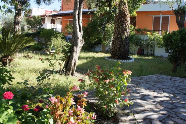 Athina residence, 2 bedroom apartment, garden